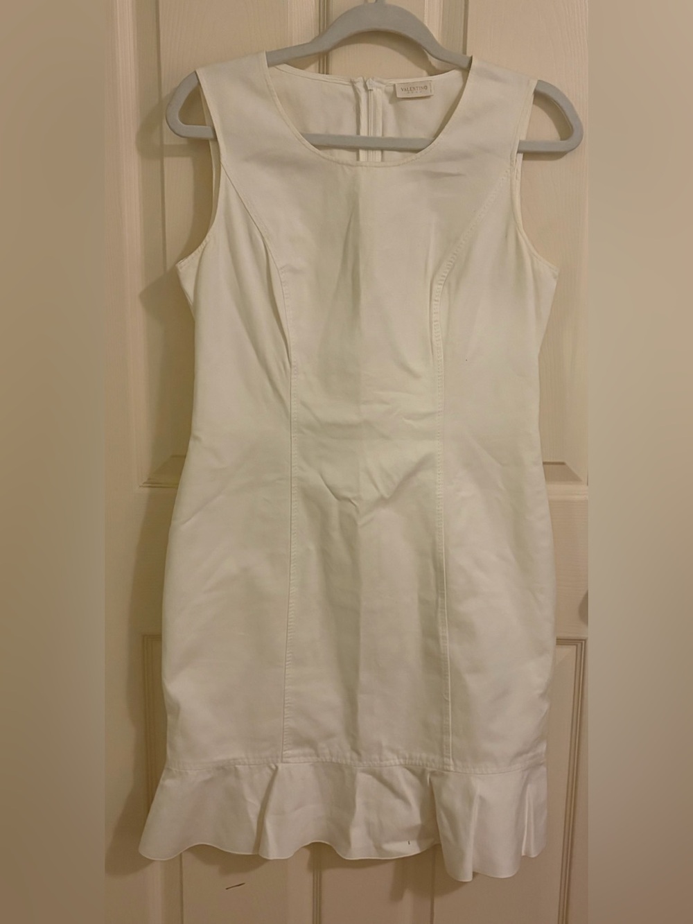 Valentino Roma Sleeveless Ruffle-Hem dress